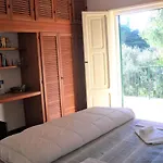 I Gu Books & Rooms
