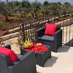 Il Tramonto Apartment - Villaggio Di Mary