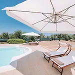 Trullo Malvischi Residence With Pool