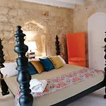 Demode Luxury Wellness B&B
