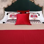 Demode Luxury Wellness B&B