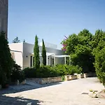 Villa Rosa Resort
