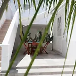 La Baia Apartments