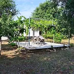 Cosy Apartment In Carovigno, 40 Sqm With Garden