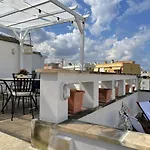 Bon Ton Guest House