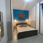 Bilocale Blu - A Casa Di Ludovica E Martina