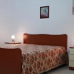 Casa Fronte Mare Posto Rosso 8 Posti Letto