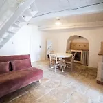 Trulli E Dimore Mamma Maj
