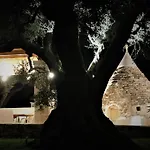 Trulli Pietre Nel Vento 4 Rooms E 4 Bathrooms