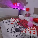 Leo&Italy'S House