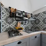 100 House - Indipendent House - New Restyling