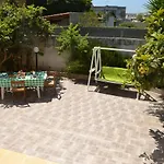 Charming Apartment In Central Location With Air Conditioning Pets
