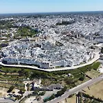 Biancostuni 81