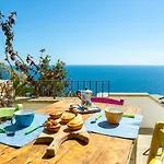 Casa Vacanze De Vita - Amazing View On The Coast - Suite With Outdoor Jacuzzi