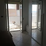 La Maison De Nina