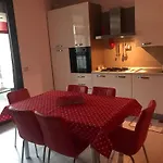 La Maison De Medea