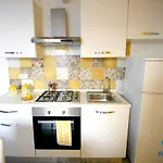 Pavon House Yellow - Villetta Nuova 80 Mt Dal Mare 3 Km Da Spiagge Torre San Giovanni