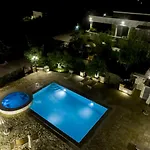Appartamento Ortensia In Villa Mariella