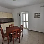 Casa Vacanze La Cantinetta Via Montesanto