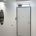 Suitcasehouse Private Apartment