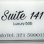Suite 141 - Luxury B&B
