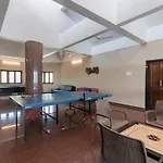 Villa Dazzle By Stayvista - Unwind In A Mountain-City View Villa With A Terrace Pool