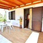 Charming Apartment In Vieste With Shared Pool And Garden