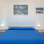 Casa Vacanza Lorena Capilungo 4/6 Posti Letto Fronte Mare