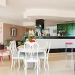 Lamanna'S Hotel