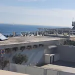 Sea'S House