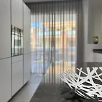 Modern And Spacious Appartement With Beach View.