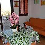 Holiday Home With One Bedroom, Living Room And Balcony And Air Conditioning In Torre Dello