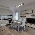 Gallerla Del Corso Apartment