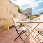 Delia Apartment