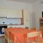 Ficus - Complesso Torre Del Mito