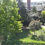 Casa Vacanza, Le 5 Palme, A Trani