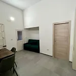 Tucci17