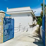 Puntamare House
