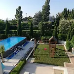Quietandrelax In Piscina Da Giugno A Settembre