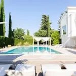 Apulialux Prestigiosa Villa Con Piscina Vicino Castel Del Monte
