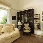 Villa Manfredi Con Piscina