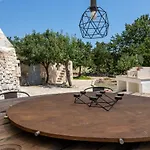 Trulli Colle Specchia Intera Villa