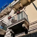 Rose Apartment