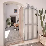 Signuria Apartment