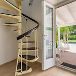 Villa Algi