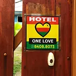 Hotel One Love Puerto Viejo