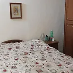 Camera In Casa Privata
