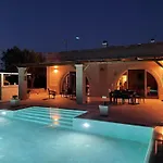 B&B, Chambre D'Hotes In Villa Elena, Affittacamere