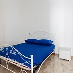 Appartamento Climatizzato A 50 M Dal Mare Nel Centro Di Torre San Giovanni