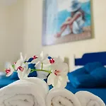 Laguna Blu